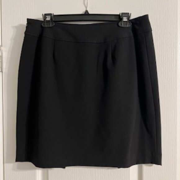 Larry Levine Women's Black Straight Skirt With Front Pockets Wide Waist Band 10 - Picture 15 of 15
